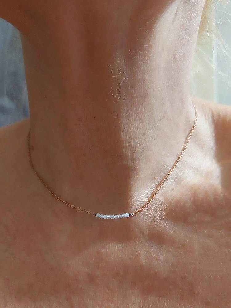 Náhrdelník LUIA růžové zlato, měsíční kámen AA +
